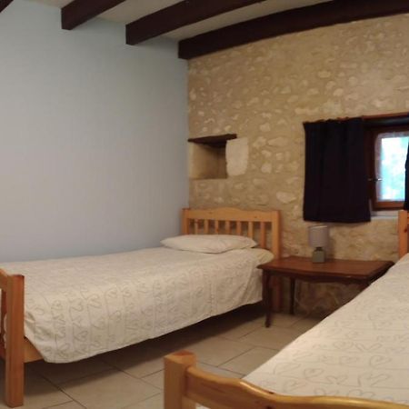 Nanteuil-Auriac-de-BourzacLa Tranquillite, Le Repos别墅 外观 照片